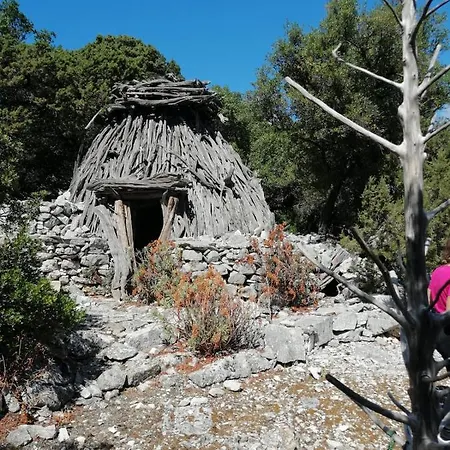 Casa Sacu, Tra Mare E Montagna *