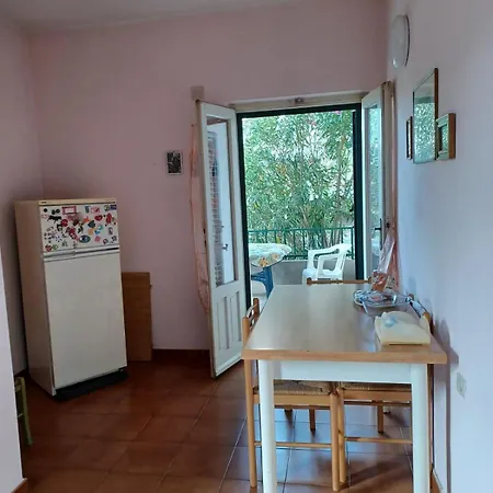 Apartment Casa Sacu, Tra Mare E Montagna *